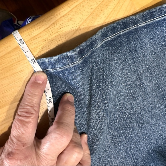 Maurices Indigo Denim Jeans with Embroidered Pockets - Picture 3 of 3